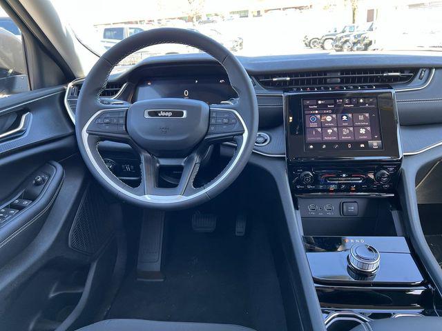 2023 Jeep Grand Cherokee GRAND CHEROKEE L LAREDO 4X4