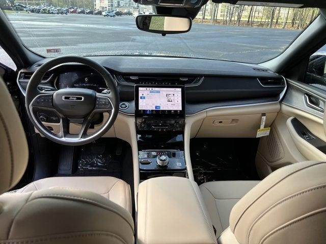 2023 Jeep Grand Cherokee GRAND CHEROKEE L LIMITED 4X4