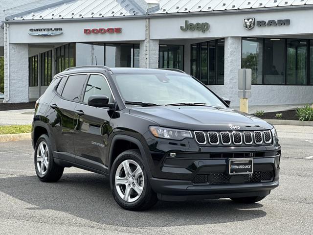 2023 Jeep Compass COMPASS LATITUDE 4X4