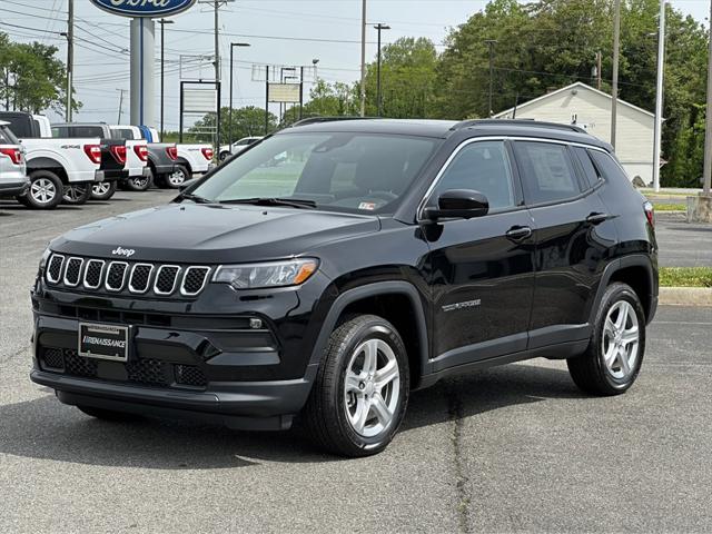 2023 Jeep Compass COMPASS LATITUDE 4X4