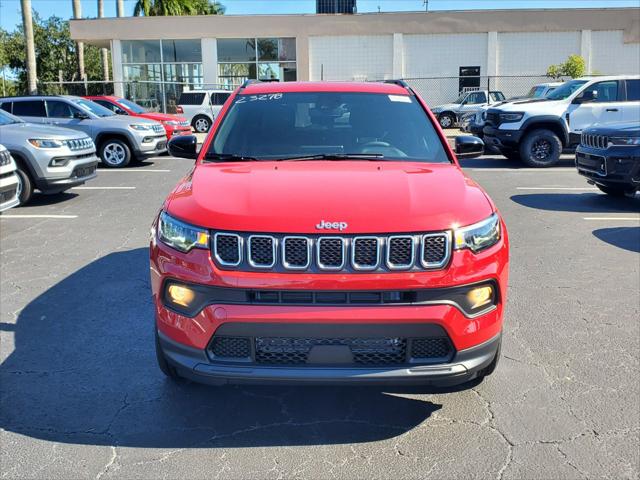 2023 Jeep Compass COMPASS LATITUDE 4X4