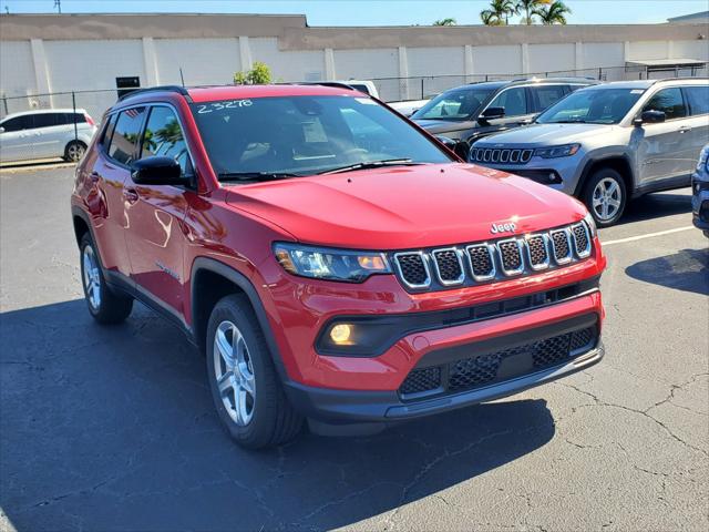 2023 Jeep Compass COMPASS LATITUDE 4X4