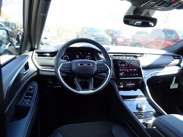 2023 Jeep Grand Cherokee GRAND CHEROKEE L ALTITUDE 4X4