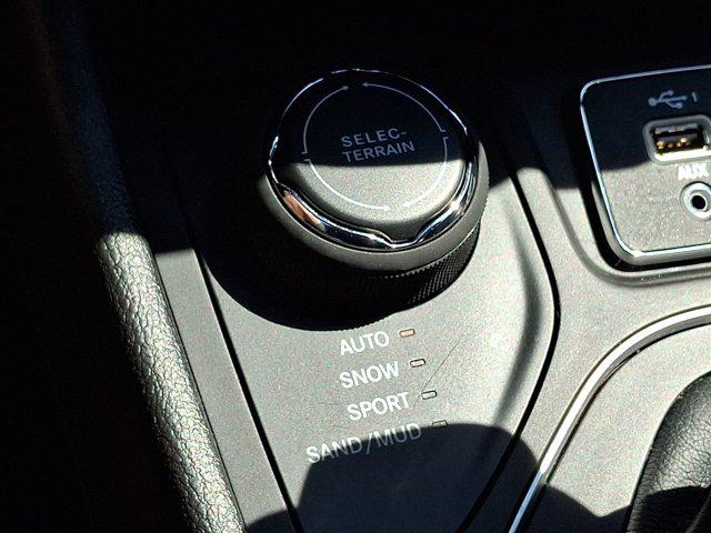 2021 Jeep Cherokee Latitude Lux 4x4