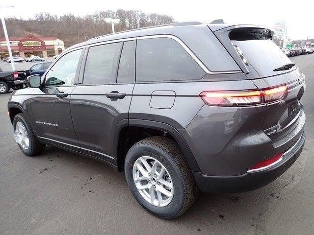 2023 Jeep Grand Cherokee GRAND CHEROKEE LAREDO 4X4