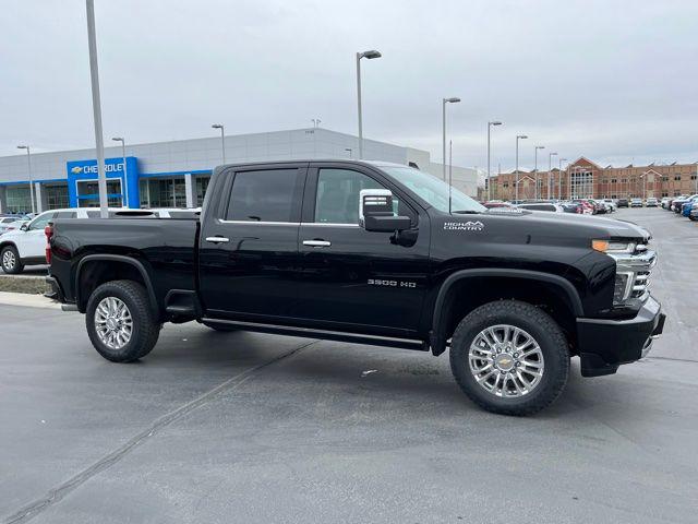 2023 Chevrolet Silverado 3500HD 4WD Crew Cab Standard Bed High Country
