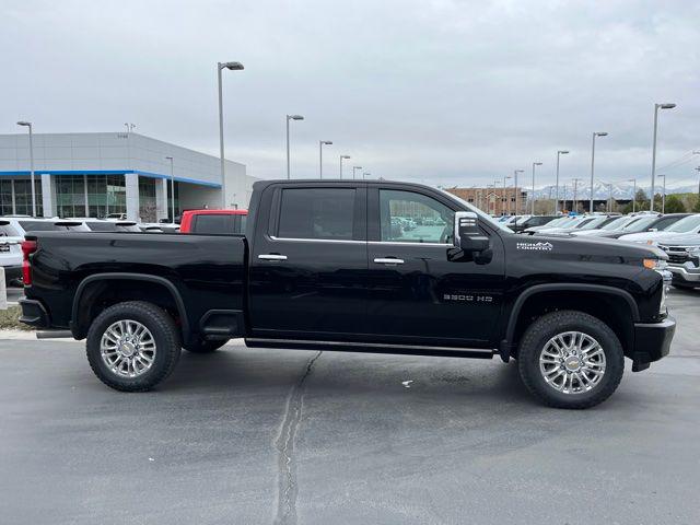 2023 Chevrolet Silverado 3500HD 4WD Crew Cab Standard Bed High Country
