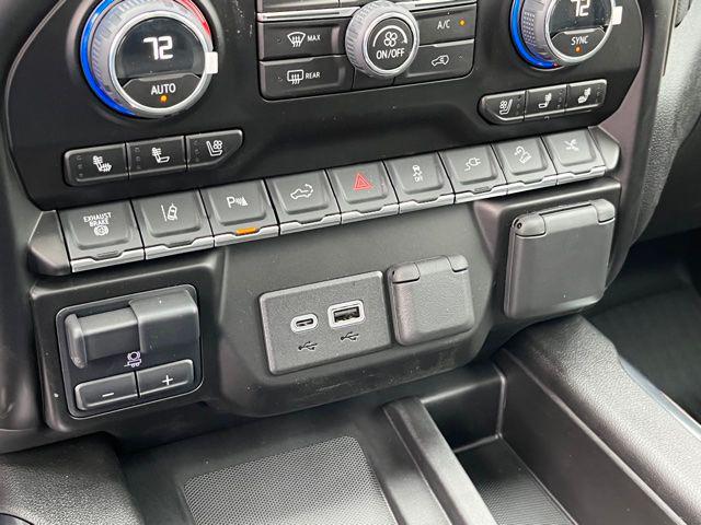 2023 Chevrolet Silverado 3500HD 4WD Crew Cab Standard Bed High Country