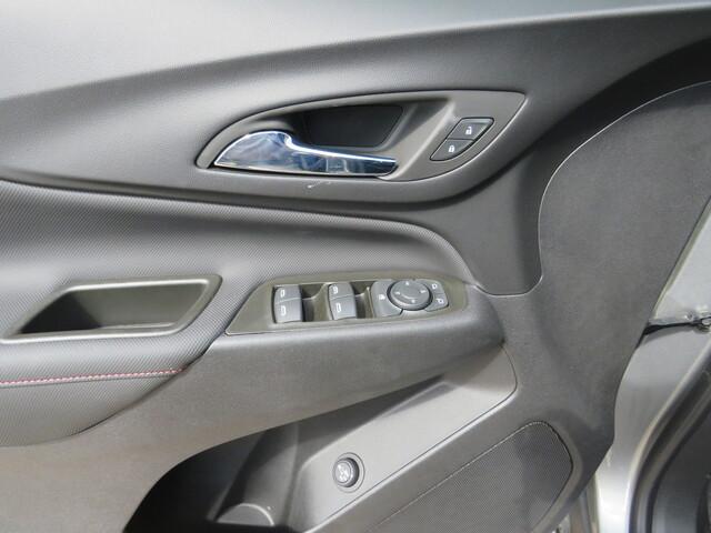 2023 Chevrolet Equinox FWD RS