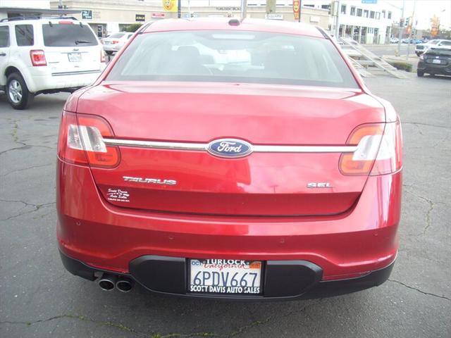 2011 Ford Taurus SEL