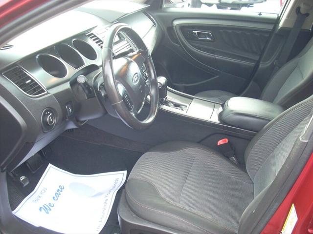 2011 Ford Taurus SEL