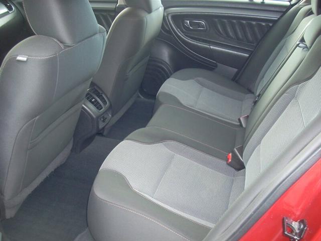 2011 Ford Taurus SEL