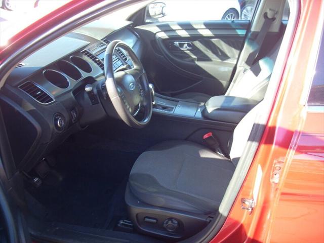2011 Ford Taurus SEL
