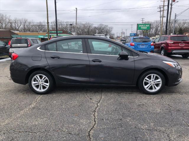 2017 Chevrolet Cruze LT Auto
