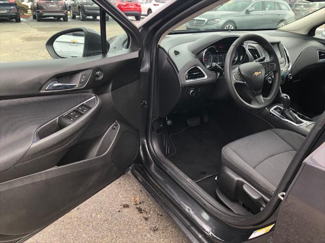 2017 Chevrolet Cruze LT Auto