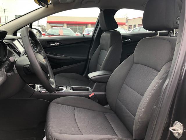 2017 Chevrolet Cruze LT Auto