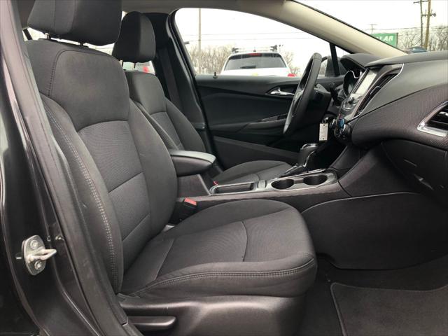 2017 Chevrolet Cruze LT Auto