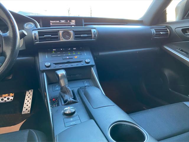 2016 Lexus IS 300 4dr Sdn AWD