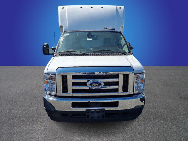 2024 Ford E-350 Cutaway Base Cutaway