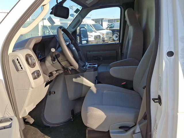 2024 Ford E-350 Cutaway Base Cutaway