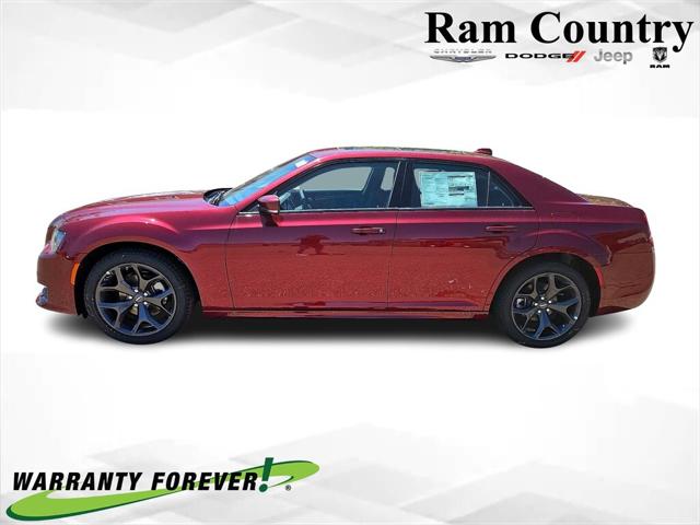 2023 Chrysler Chrysler 300 300 TOURING L RWD