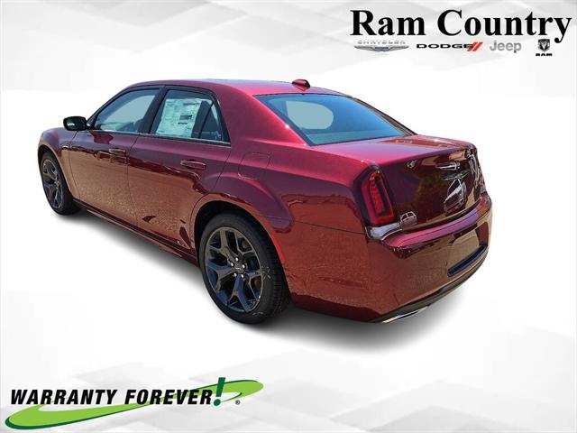 2023 Chrysler Chrysler 300 300 TOURING L RWD