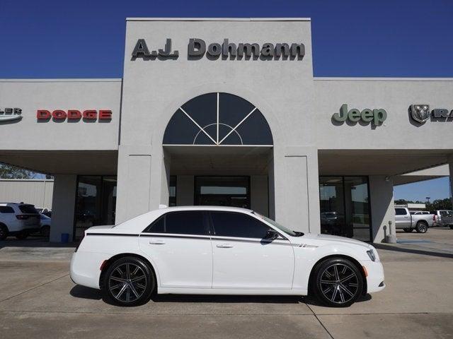 2018 Chrysler 300 Touring