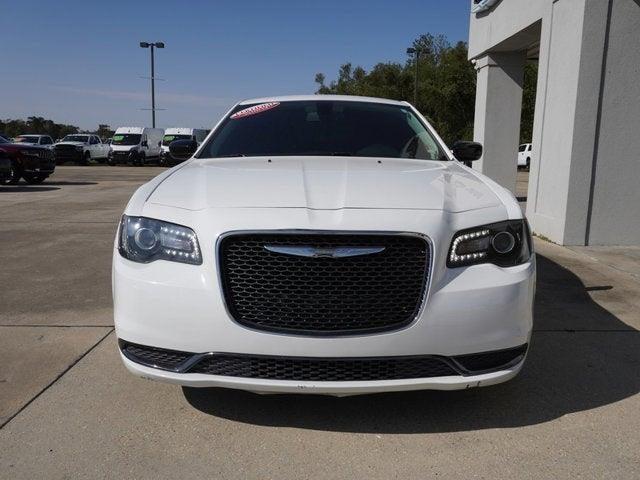 2018 Chrysler 300 Touring