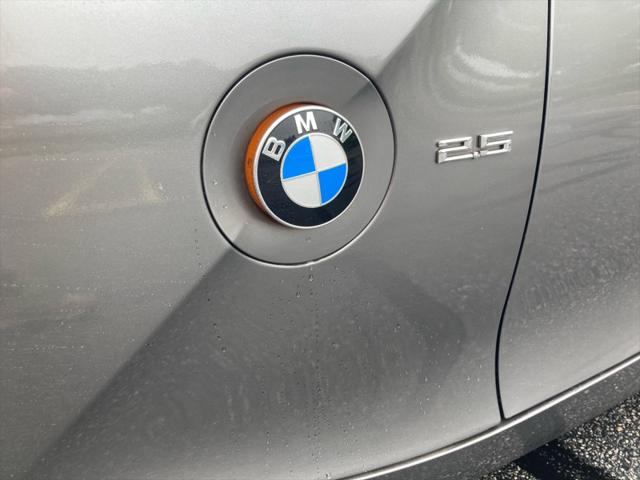 2003 BMW Z4 2.5i