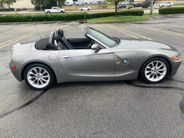 2003 BMW Z4 2.5i