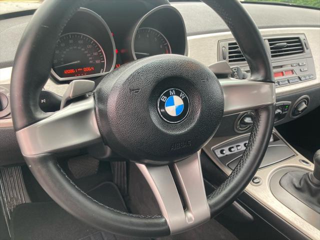 2003 BMW Z4 2.5i