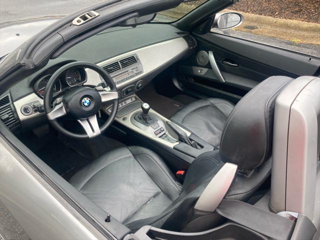2003 BMW Z4 2.5i