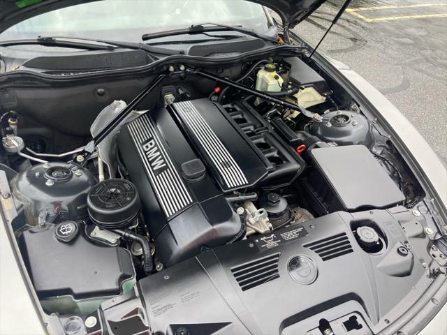 2003 BMW Z4 2.5i