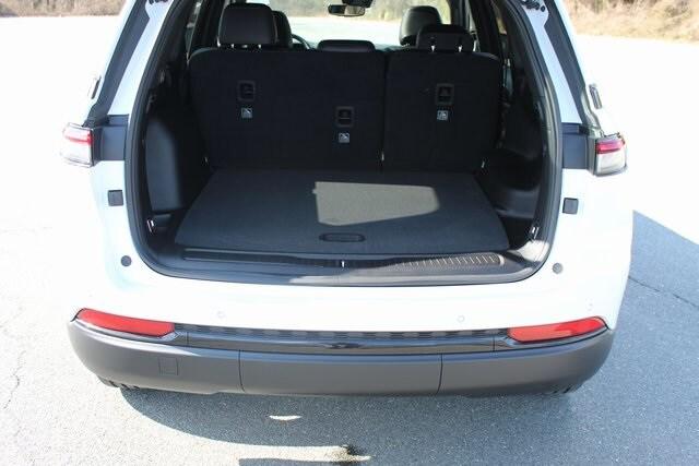 2023 Jeep Grand Cherokee GRAND CHEROKEE ALTITUDE 4X4