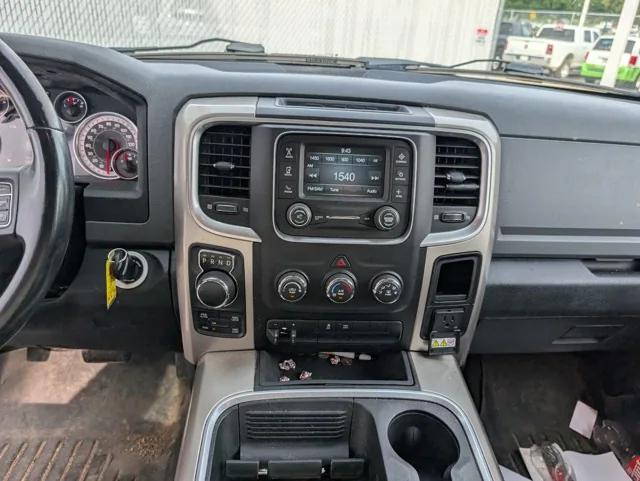 2015 RAM 1500 SLT