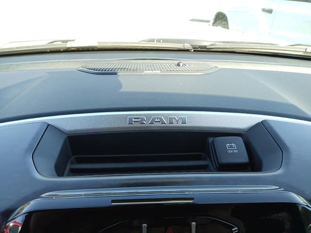 2023 RAM Ram 1500 RAM 1500 BIG HORN CREW CAB 4X4 57 BOX