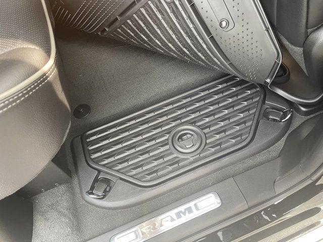 2023 RAM Ram 1500 RAM 1500 LIMITED CREW CAB 4X4 57 BOX