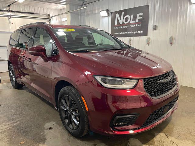 2021 Chrysler Pacifica Touring AWD 2021 Chrysler Pacifica Touring AWD