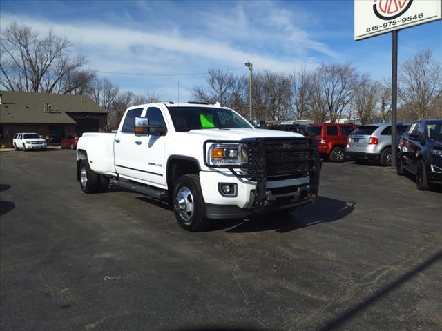 2016 GMC Sierra 3500HD Denali for sale in Belvidere, IL