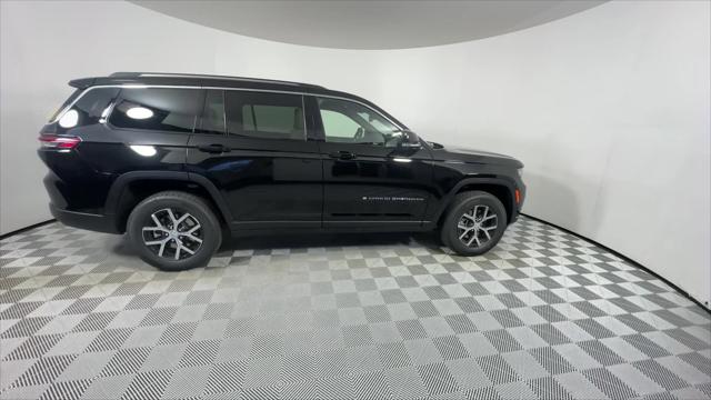 2023 Jeep Grand Cherokee GRAND CHEROKEE L LIMITED 4X4