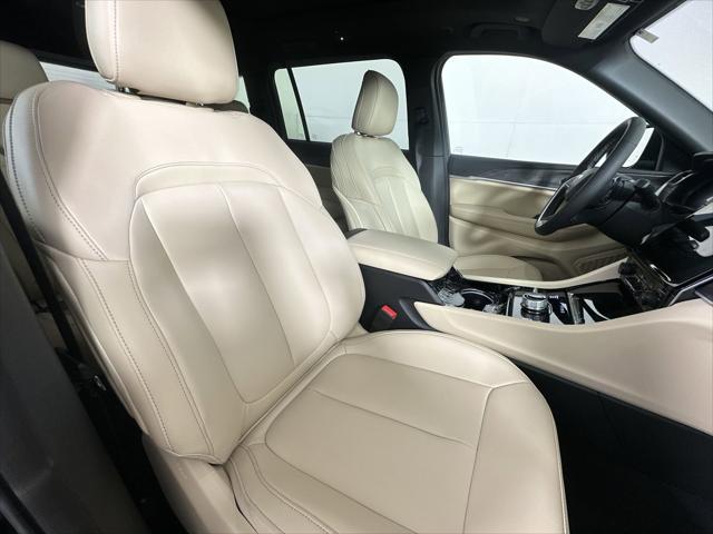 2023 Jeep Grand Cherokee GRAND CHEROKEE L LIMITED 4X4