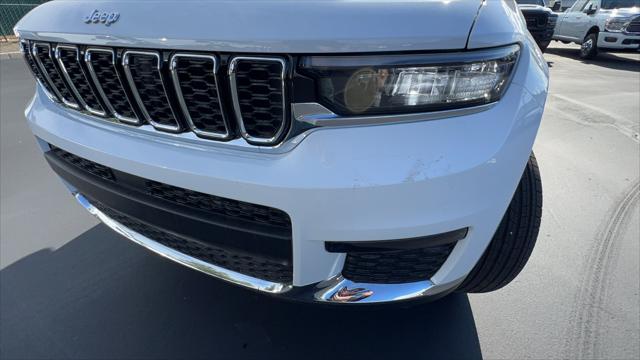 2023 Jeep Grand Cherokee GRAND CHEROKEE L LIMITED 4X4