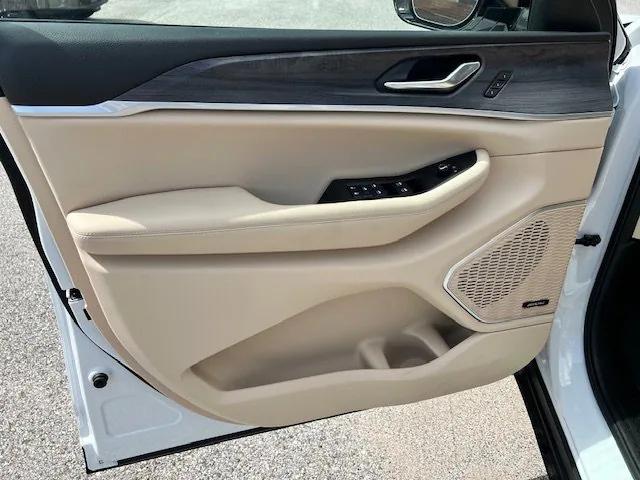 2022 Jeep Grand Cherokee Limited 4x4