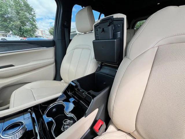 2022 Jeep Grand Cherokee Limited 4x4