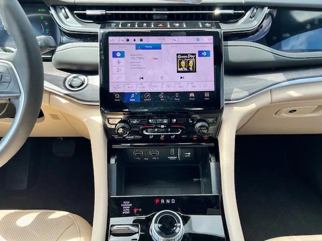 2022 Jeep Grand Cherokee Limited 4x4