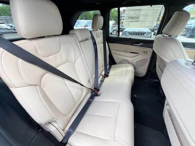 2022 Jeep Grand Cherokee Limited 4x4