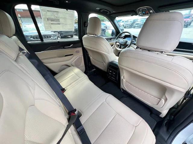 2022 Jeep Grand Cherokee Limited 4x4