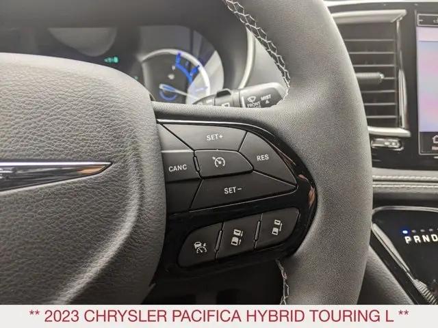 2023 Chrysler Pacifica Hybrid Touring L