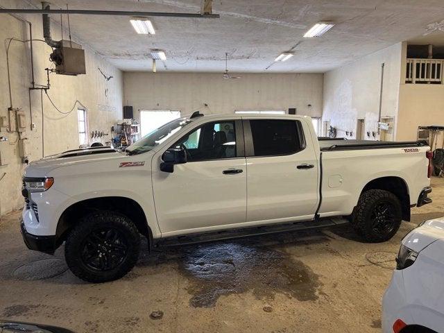 2022 Chevrolet Silverado 1500 4WD Crew Cab Standard Bed LT Trail Boss 2022 Chevrolet Silverado 1500 4WD Crew Cab Standard Bed LT Trail Boss