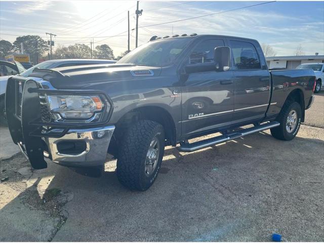 2020 RAM 2500 Tradesman Crew Cab 4X4 64 Box